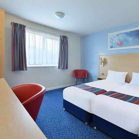 Travelodge Buckingham Bilik gambar