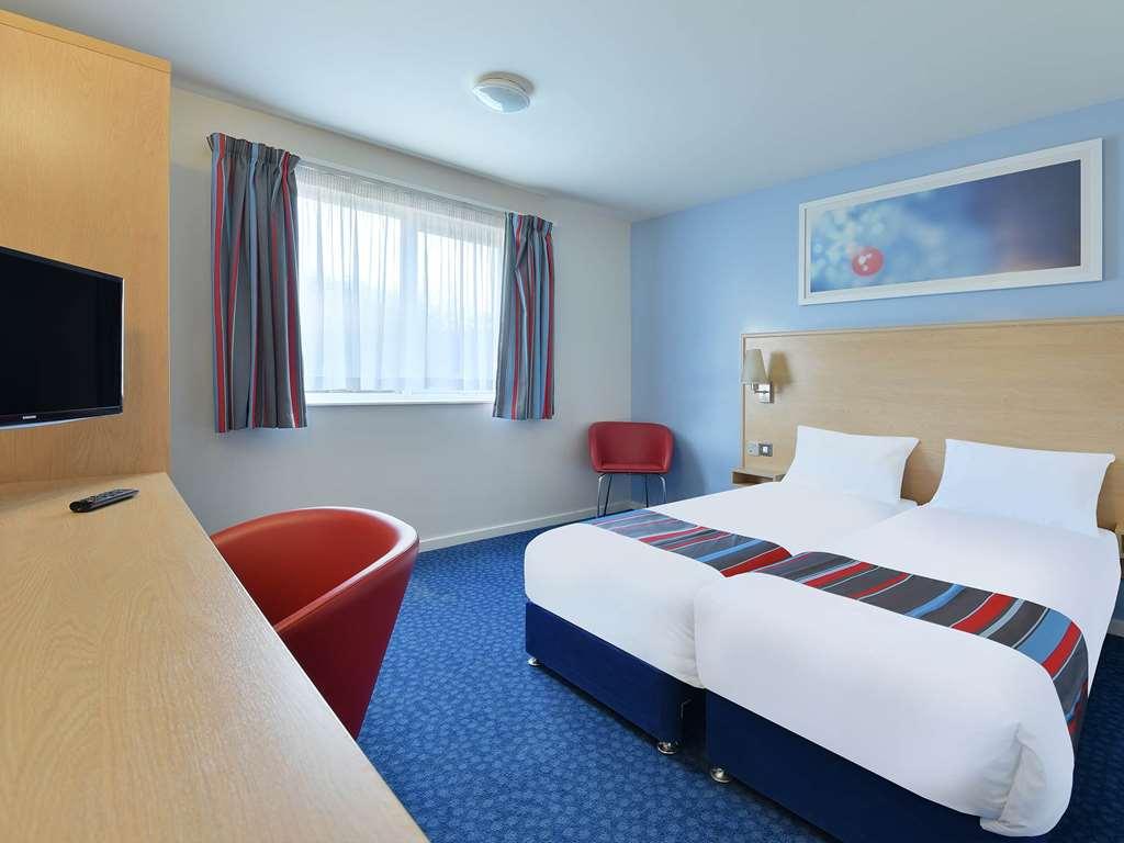 Travelodge Buckingham Bilik gambar