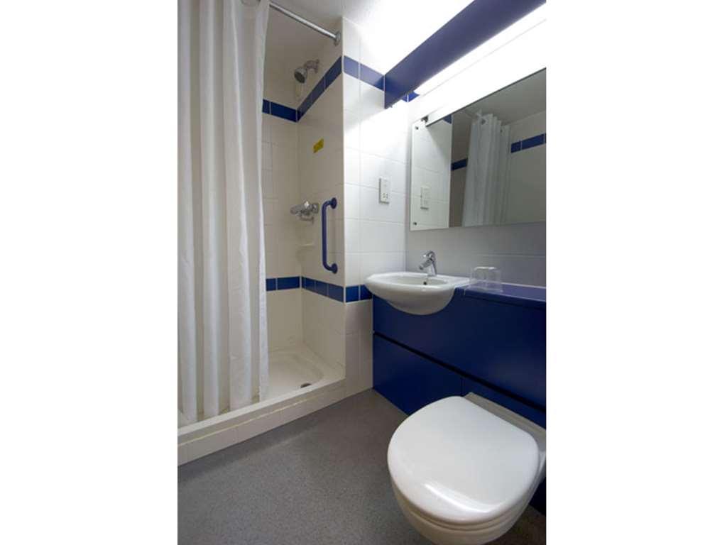 Travelodge Buckingham Luaran gambar